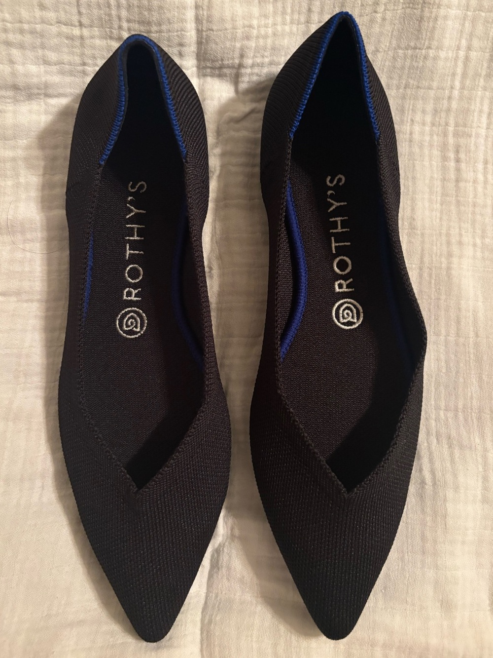 ROTHY’S NWOT Black Point Flats Size 9